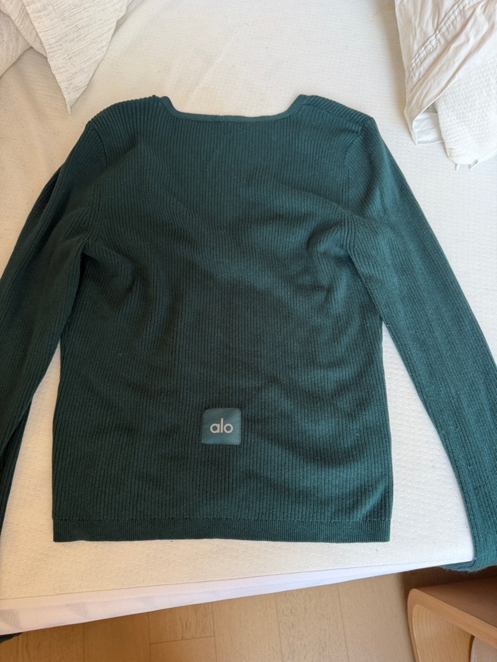 LIKE NEW ALO Yoga Women's Ribbed Cardigan Sweater in Teal Green